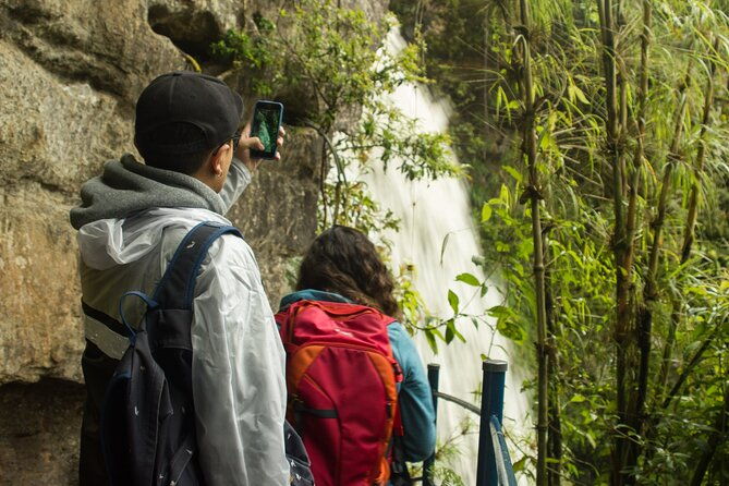 hike-to-colombias-tallest-waterfall-la-chorrera-el-chiflon
