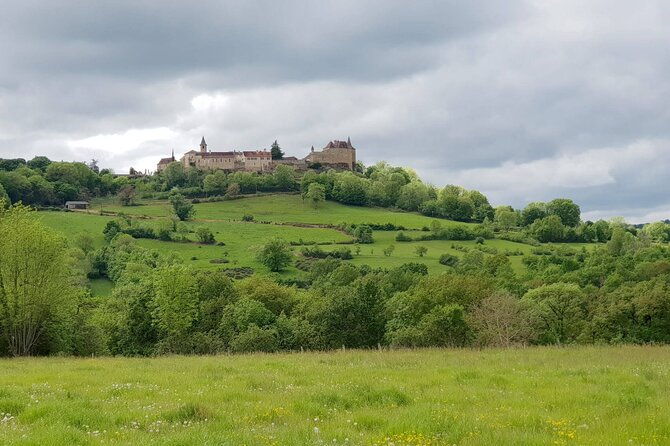 hike-to-discover-the-most-beautiful-villages-of-france-of-the-dordogne-valley-loubressac-and-autoire