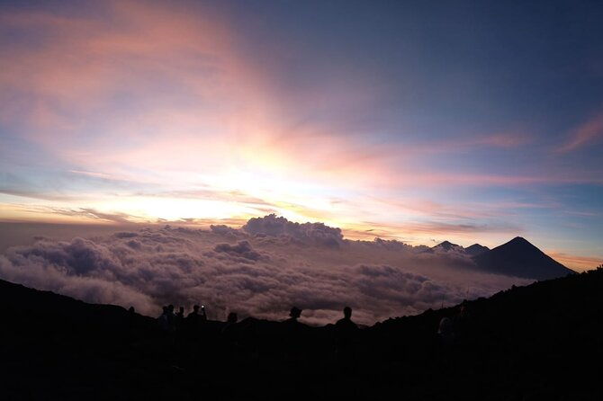 hike-to-pacaya-volcano-from-antigua