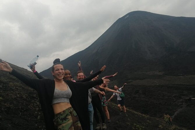 hike-to-pacaya-volcano-from-antigua