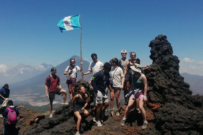 hike-to-pacaya-volcano-from-antigua