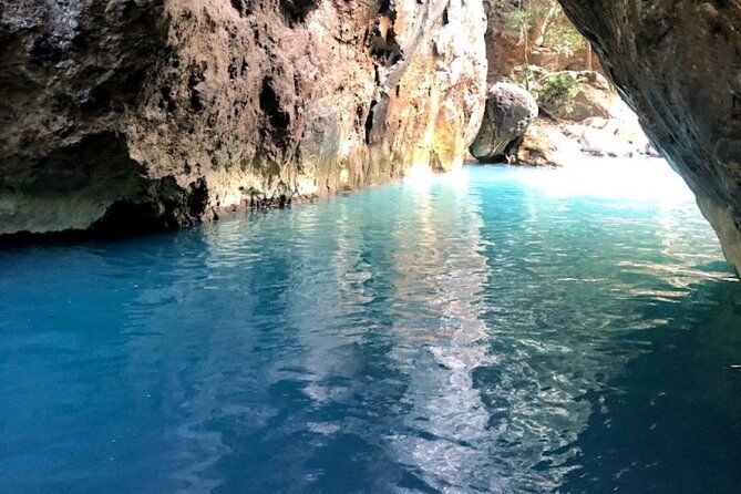 hike-to-rincon-de-vieja-national-park-and-la-leona-waterfall