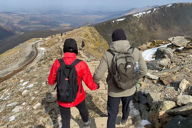 hike-to-the-summit-of-snowdon