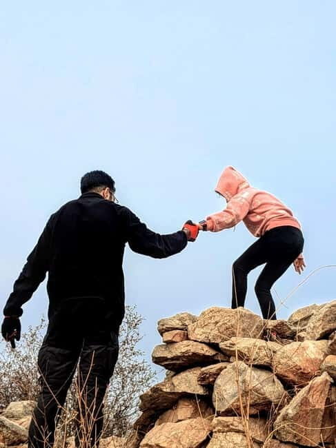 Hike/Trek/Nature Walk with Sunrise Views, Birding & CityView - Key Points