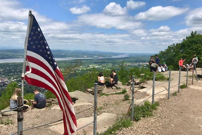 hike-wineries-walkway-over-the-hudson-1-night-hotel-hudson-valley