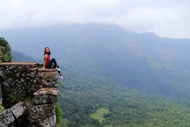 Hiking Adventure Knuckles Mountains and Riverstone - Key Points