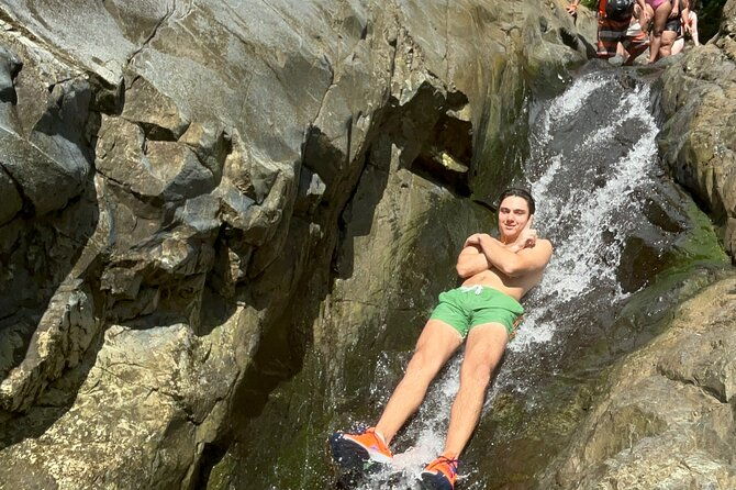 hiking-adventure-waterfalls-and-swim-in-el-yunque-with-a-local