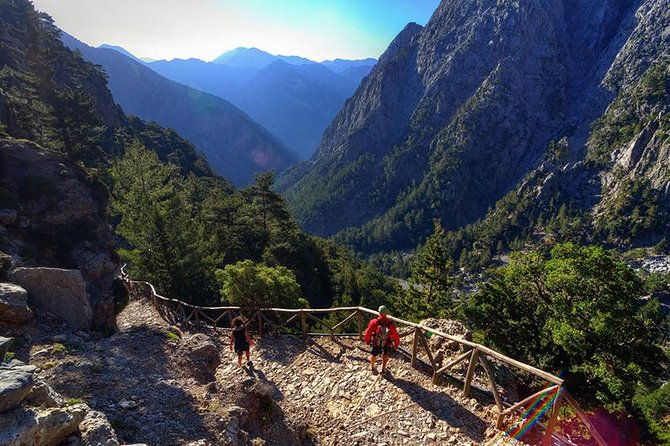 hiking-at-samaria-the-longest-gorge-in-europe-from-chania