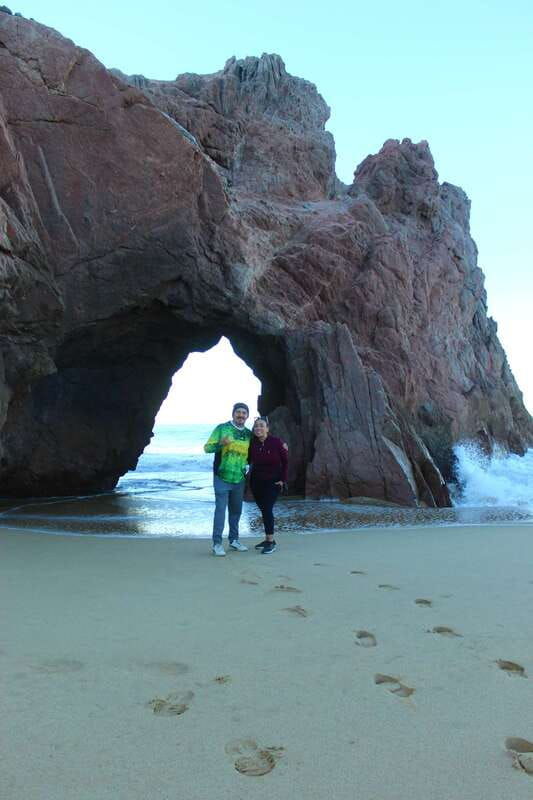 hiking-at-the-hidden-arch-of-los-cabos