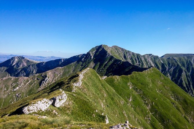 hiking-between-bosnia-and-herzegovina