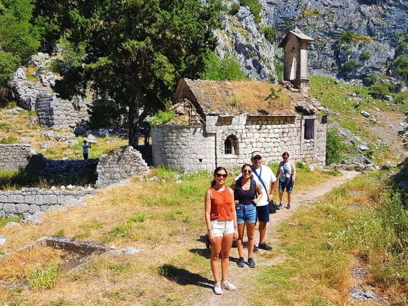 Hiking downhill Krstac to Kotor, visit San Giovanni fortress - Key Points