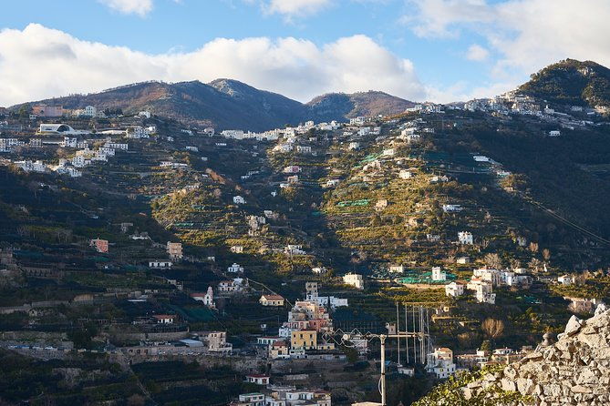 hiking-experience-ravello-path-of-the-lemons