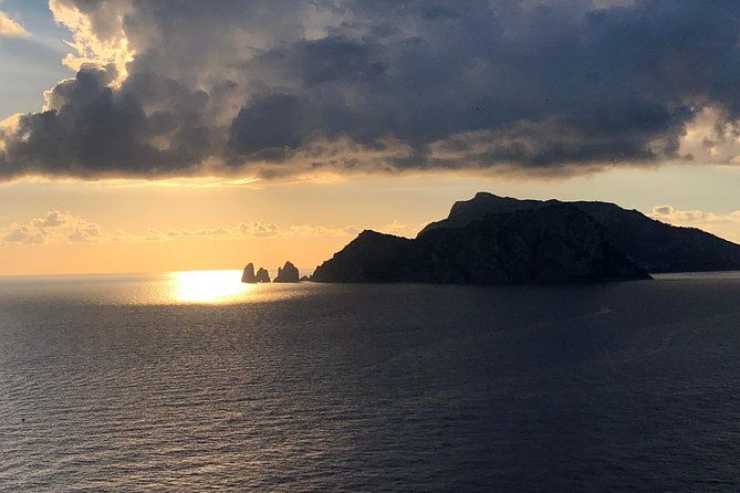 hiking-experience-sorrento-coast-punta-campanella-capri-view-2