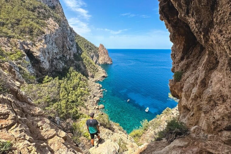 hiking-experiences-in-ibiza