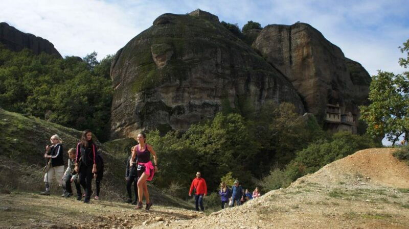 hiking-exploration-of-meteoras-hidded-gems