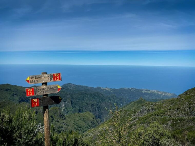 hiking-in-madeira-from-pico-areeiro-to-pico-ruivo