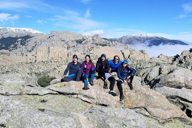 hiking-in-madrid-national-park-with-transport