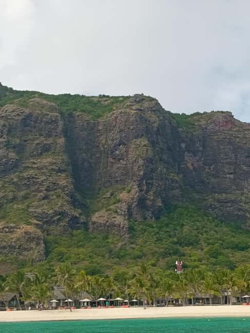 Hiking Le Morne Brabant - What we love about this experience
