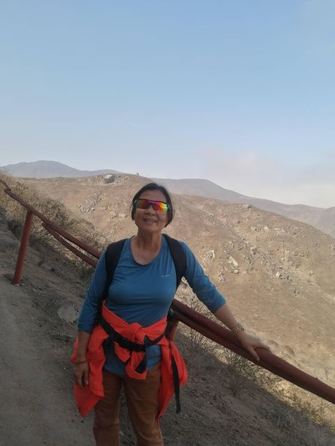 hiking-lomas-de-lachay-in-lima