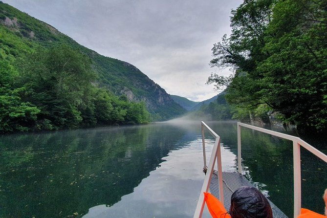 hiking-matka-canyon-from-skopje