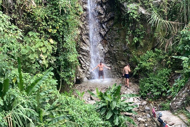 hiking-on-the-old-amaga-railway