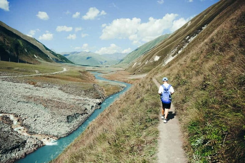 Hiking & Photo Experience in Kazbegi - What’s Included and What to Consider