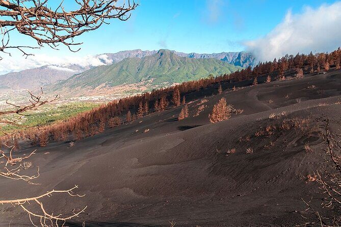 Hiking Route Visit to the New Volcano of La Palma - The Sum Up
