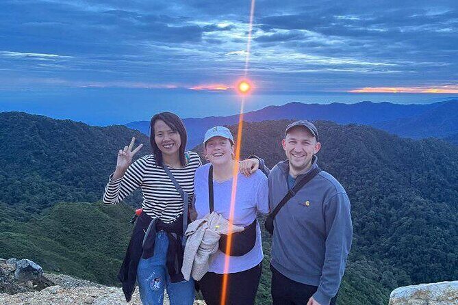 Hiking Sibayak volcanoe and city tour arround Berastagi - Key Points