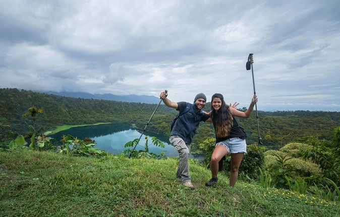 hiking-to-hule-volcanic-lagoon