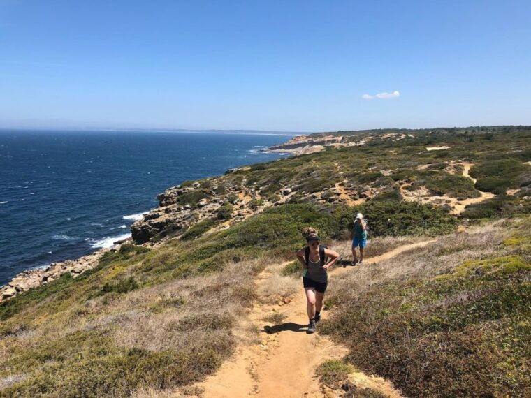 hiking-tour-along-the-west-coastline
