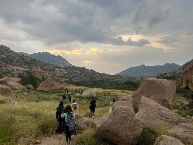Hiking Tour in Madina - Introduction
