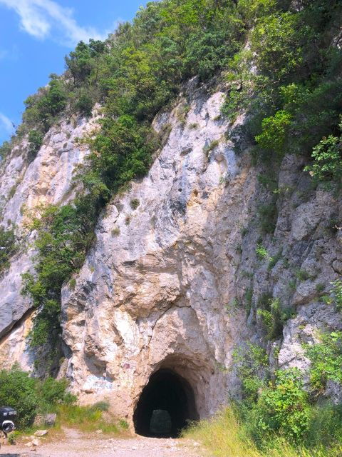 hiking-tour-in-souli-plateau-kougi-and-skala-tzavelena