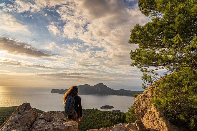 hiking-tour-into-the-sunset-port-andratx-to-sant-elm