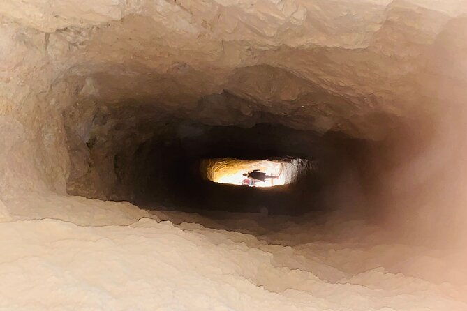 hiking-tour-of-the-roman-aqueduct-of-pena-cortada-and-water-route-4