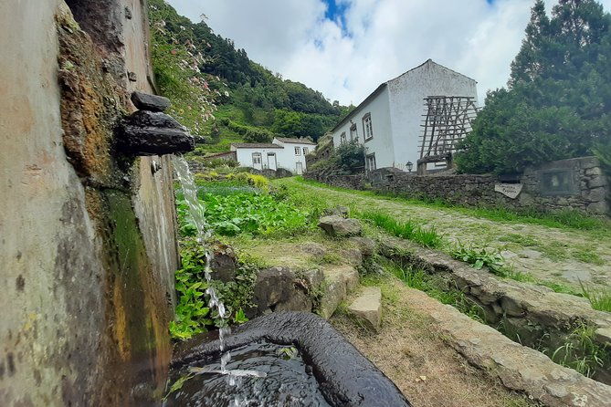 hiking-tour-sanguinho-salto-do-prego-waterfall-and-furnas