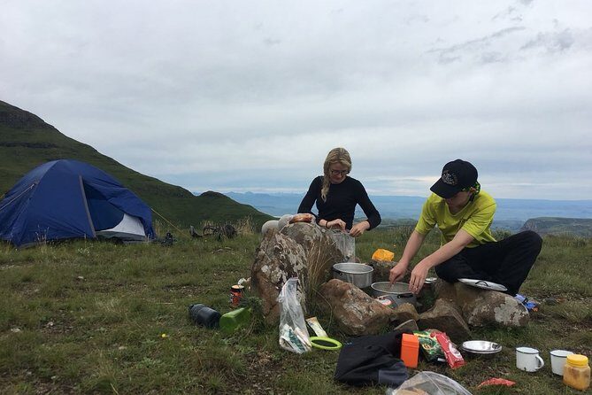 Hiking Tour to Drakensberg Mountains South Africa - An In-Depth Look at the Drakensberg Hiking Experience