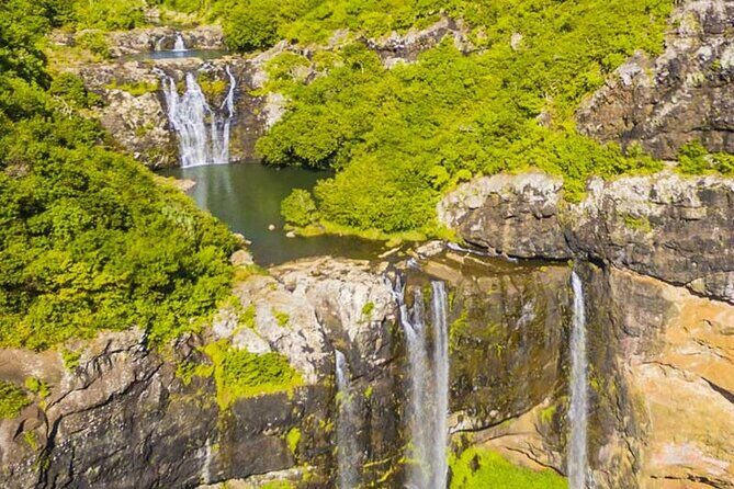 Hiking Trip Full-Day: The Magnificent 7 Waterfalls Sept Cascades including Lunch - Practical Tips for a Great Experience