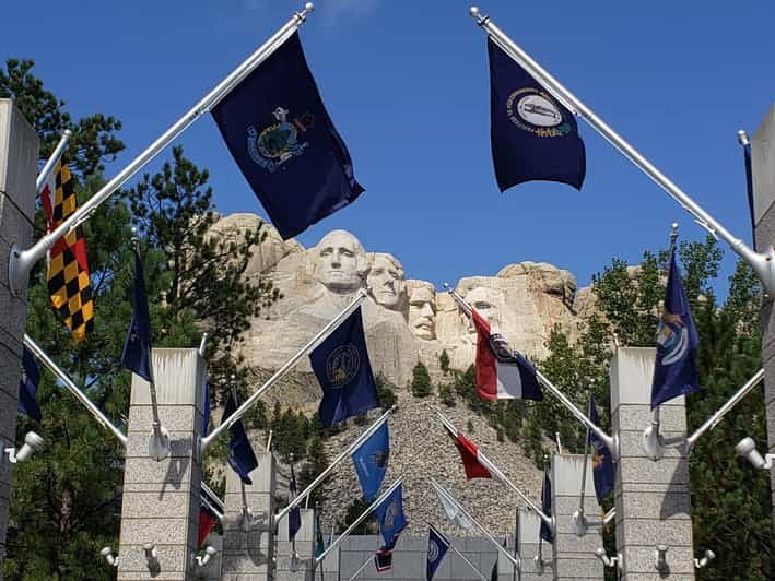 Hill City: Private Mount Rushmore, Crazy Horse & More Tour - An In-Depth Look at the Tour Experience