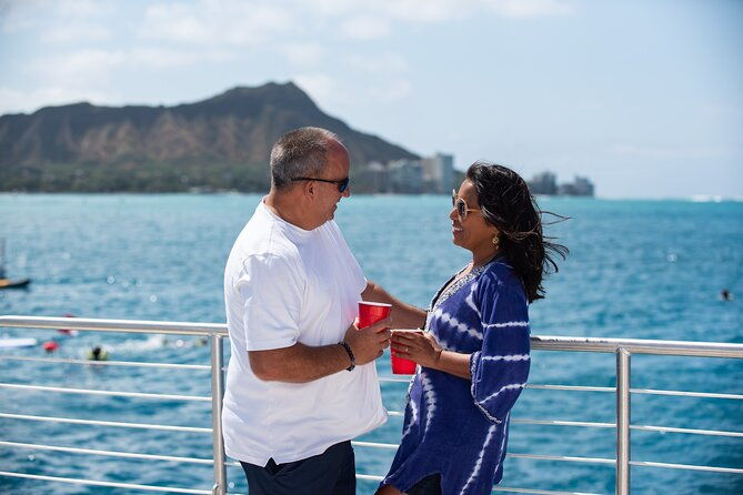 hilton-hawaiian-village-sunset-cocktail-cruise