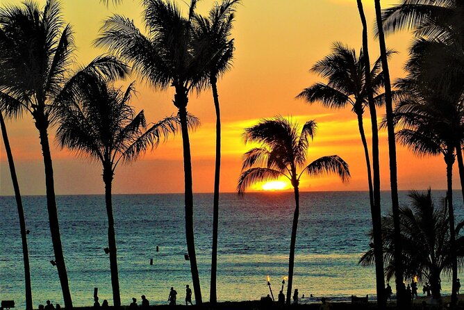 hilton-hawaiian-village-sunset-cocktail-cruise