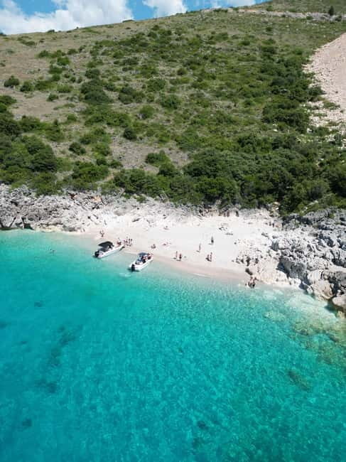 Himare Boat Tour: Swimming, Secret Caves & Hidden Beaches - Who is This Tour Best For?