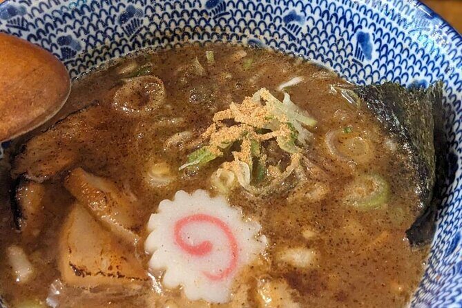 Himeji Tour with Castle Visit and Authentic Ramen Experience - What’s Included and What to Consider