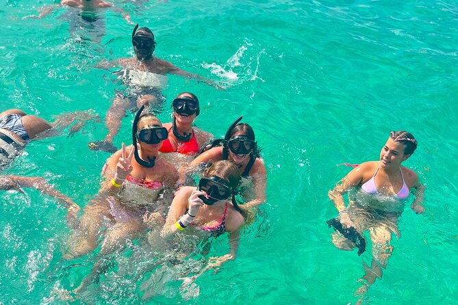 hip-hop-party-boat-with-snorkeling-punta-cana