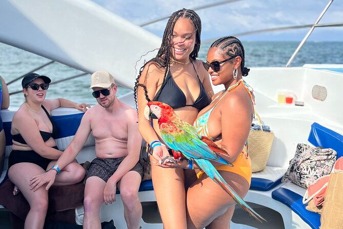 hip-hop-party-boat-with-snorkeling-punta-cana