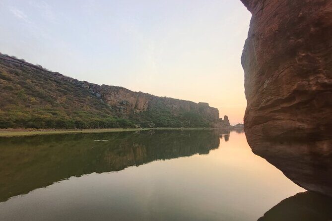 Hire a Guide to visit Badami/Aihole/Pattadakal with own transport - The Majestic Badami Cave Temples