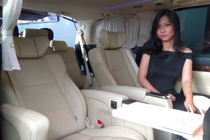 Hire a Luxury Private Car in Bali with an English Speaking Driver - Authenticity and Personal Touch