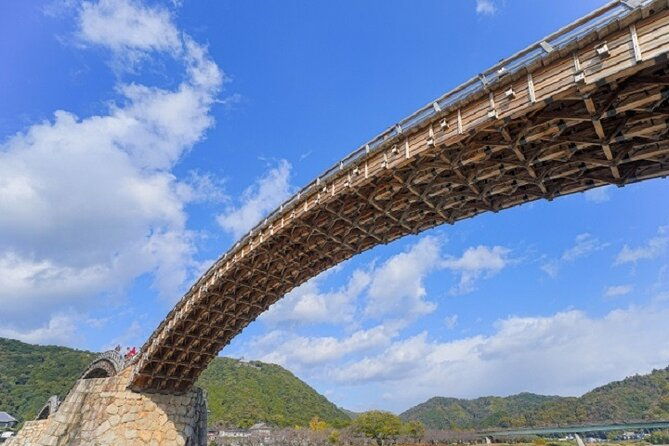 hiroshima-and-miyajima-2-days-bus-tour-from-osaka-and-kyoto