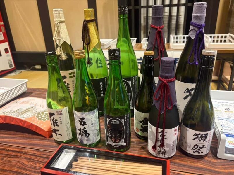 Hiroshima Day Trip: Kintaikyo Bridge & Miyajima Highlights - Key Points