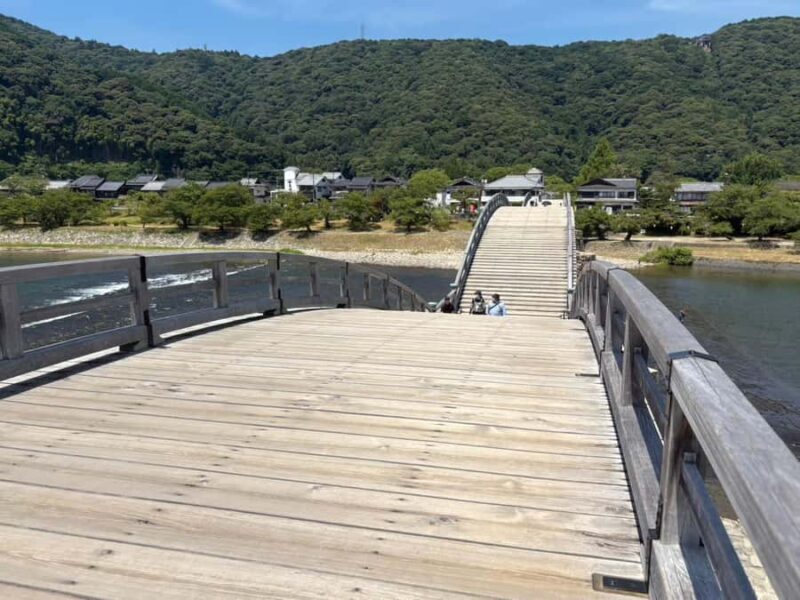 Hiroshima Day Trip: Kintaikyo Bridge & Miyajima Highlights - An In-Depth Look at the Tour Experience