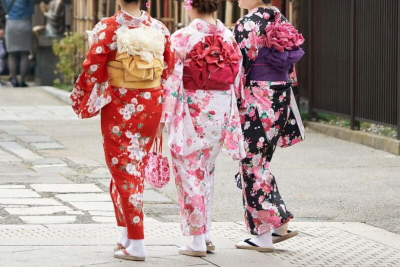 Hiroshima: Experience Japanese kimono by renting it - FAQs